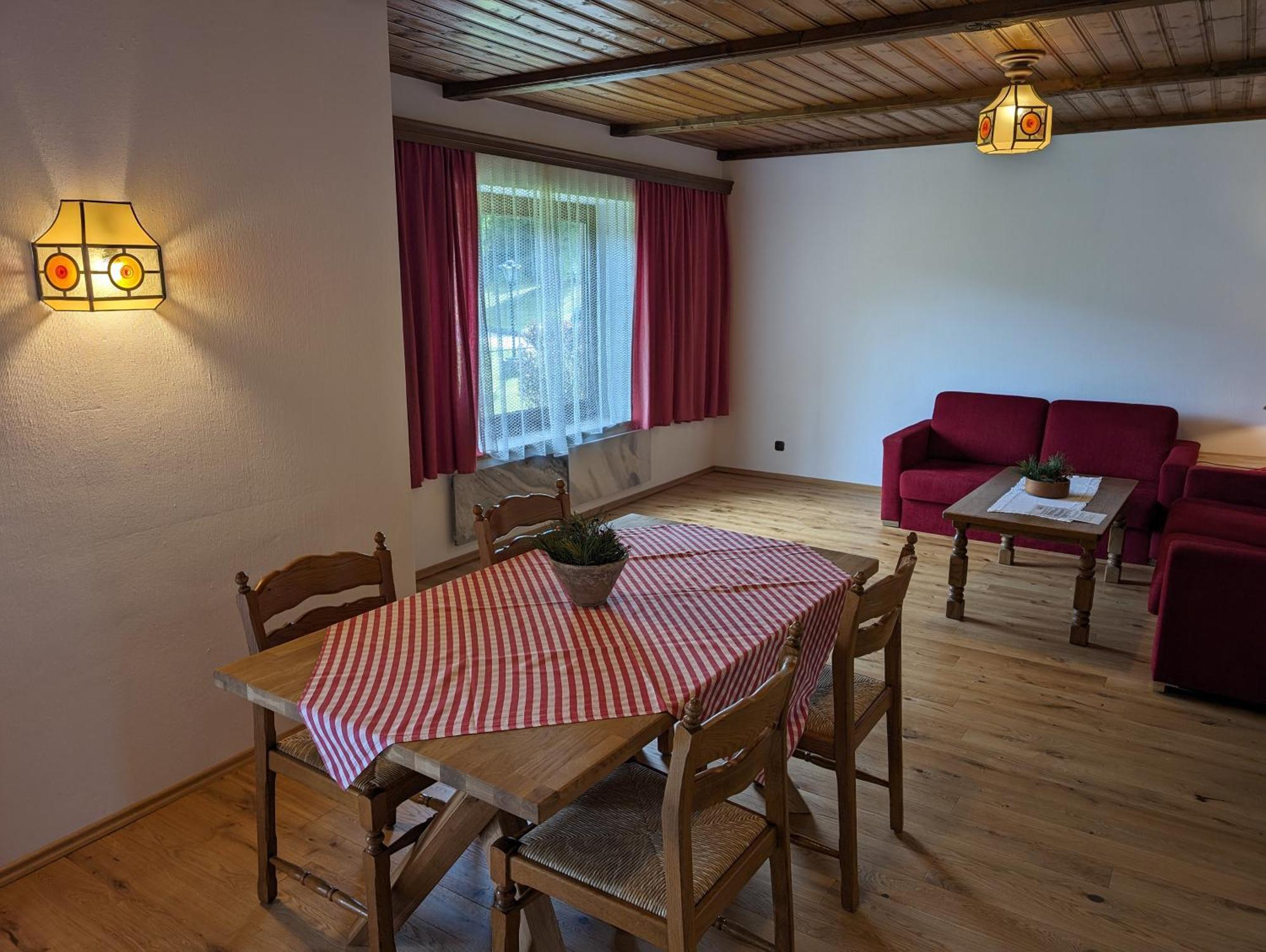Appartementhaus Habich Bad Kleinkirchheim Dış mekan fotoğraf